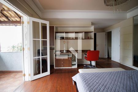 Casa de condomínio à venda com 440m², 4 quartos e 4 vagasQuarto 1