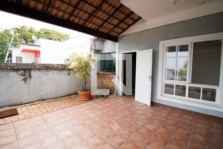 Casa de condomínio à venda com 440m², 4 quartos e 4 vagasÁrea Externa