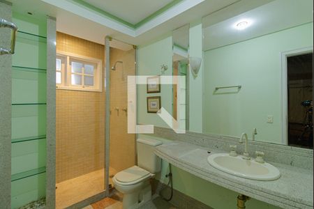 Casa de condomínio à venda com 440m², 4 quartos e 4 vagasBanheiro Quarto 2