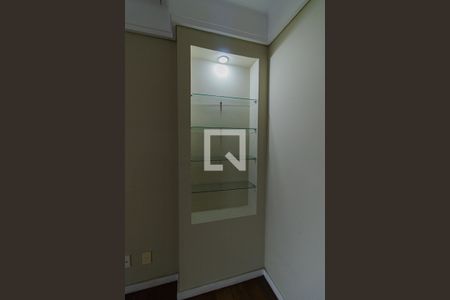 Casa de condomínio à venda com 440m², 4 quartos e 4 vagasQuarto 2