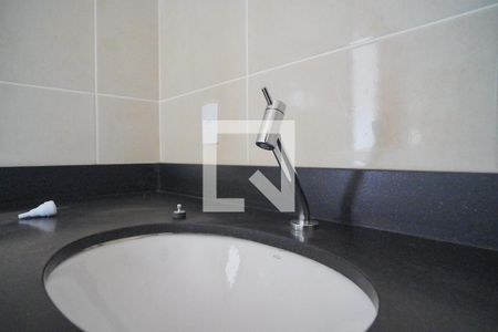Banheiro suíte de casa para alugar com 2 quartos, 95m² em Rio Tavares, Florianópolis