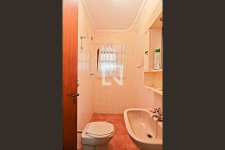 Lavabo de casa para alugar com 3 quartos, 238m² em Vila Albertina, São Paulo