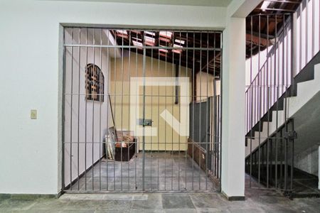 Casa para alugar com 238m², 3 quartos e 6 vagasÁrea externa