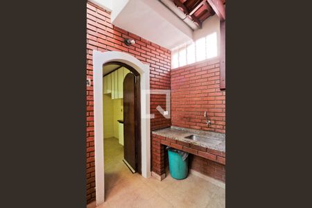 Casa para alugar com 238m², 3 quartos e 6 vagasÁrea externa