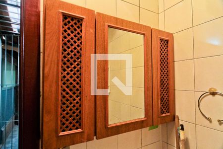 Casa para alugar com 238m², 3 quartos e 6 vagasBanheiro de Serviço