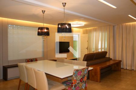 Sala de casa à venda com 4 quartos, 297m² em Mauá, São Caetano do Sul