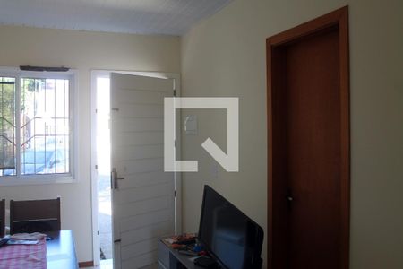 Sala de casa para alugar com 2 quartos, 40m² em São Borja, São Leopoldo