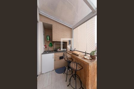 Apartamento à venda com 134m², 3 quartos e 3 vagasVaranda