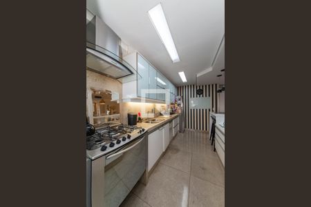 Apartamento à venda com 134m², 3 quartos e 3 vagasCozinha