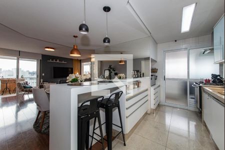 Apartamento à venda com 134m², 3 quartos e 3 vagasCozinha