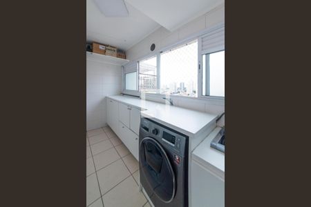 Apartamento à venda com 134m², 3 quartos e 3 vagasLavanderia