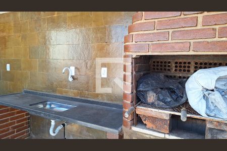 Apartamento para alugar com 122m², 3 quartos e sem vaga Apartamento para alugar com 122m², 3 quartos e sem vagaVaranda