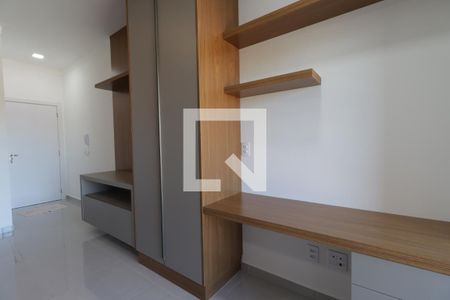 Sala/Suíte de apartamento para alugar com 1 quarto, 40m² em Ribeirânia, Ribeirão Preto