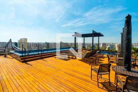 Studio à venda com 24m², 1 quarto e sem vaga Studio à venda com 24m², 1 quarto e sem vagaÁrea comum - Piscina