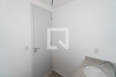 Banheiro de kitnet/studio à venda com 1 quarto, 27m² em Vila da Saúde, São Paulo