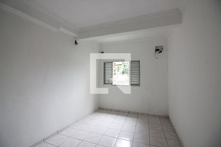 Quarto 2 de casa para alugar com 2 quartos, 180m² em Vila Mazzei, Santo André