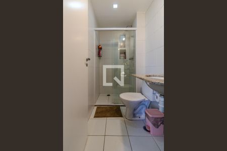 Apartamento à venda com 67m², 3 quartos e 1 vaga Apartamento à venda com 67m², 3 quartos e 1 vagaBanheiro