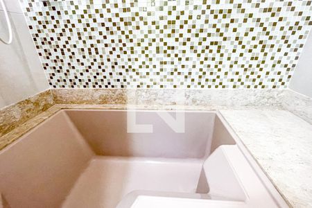 Casa à venda com 620m², 4 quartos e 6 vagas Casa à venda com 620m², 4 quartos e 6 vagasBanheira