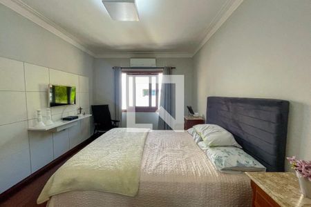 Casa à venda com 620m², 4 quartos e 6 vagas Casa à venda com 620m², 4 quartos e 6 vagasSuíte 1