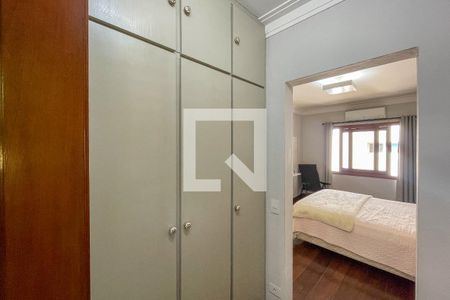 Casa à venda com 620m², 4 quartos e 6 vagas Casa à venda com 620m², 4 quartos e 6 vagasCloset da suíte 1