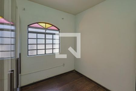Quarto 1 de casa para alugar com 2 quartos, 40m² em Goiânia, Belo Horizonte