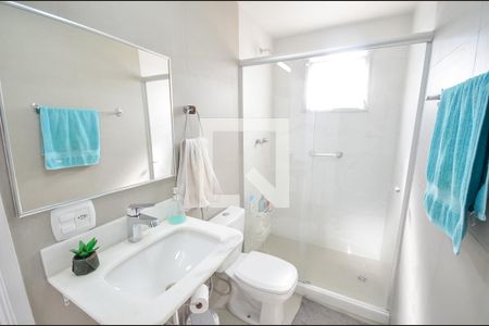 Apartamento à venda com 104m², 3 quartos e 2 vagasBanheiro da Suíte