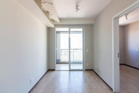 Sala de apartamento para alugar com 1 quarto, 35m² em Presidente Altino, Osasco