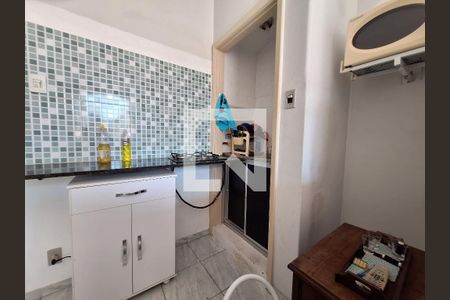 Cozinha de kitnet/studio para alugar com 1 quarto, 23m² em Centro, Rio de Janeiro