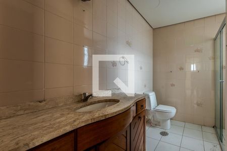 Banheiro de apartamento para alugar com 2 quartos, 60m² em São Geraldo, Porto Alegre