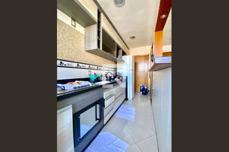 Apartamento à venda com 55m², 2 quartos e 1 vagaCozinha