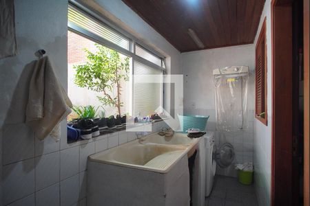 Casa à venda com 266m², 3 quartos e 3 vagas Casa à venda com 266m², 3 quartos e 3 vagasÁrea de Serviço