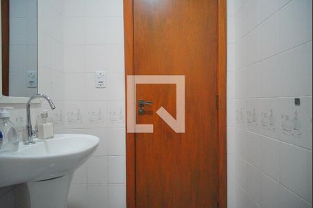 Casa à venda com 266m², 3 quartos e 3 vagas Casa à venda com 266m², 3 quartos e 3 vagasLavabo