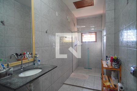 Casa à venda com 266m², 3 quartos e 3 vagas Casa à venda com 266m², 3 quartos e 3 vagasBanheiro da Suíte