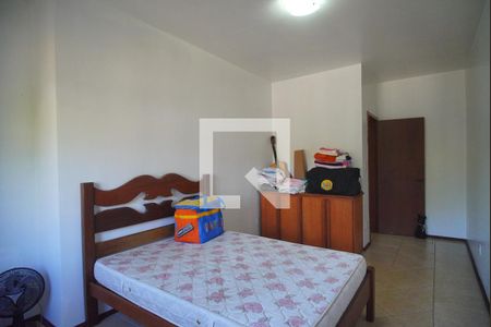 Casa à venda com 266m², 3 quartos e 3 vagas Casa à venda com 266m², 3 quartos e 3 vagasQuarto 2