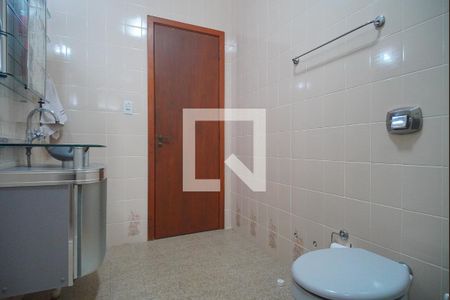 Casa à venda com 266m², 3 quartos e 3 vagas Casa à venda com 266m², 3 quartos e 3 vagasBanheiro 1