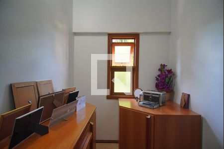 Casa à venda com 266m², 3 quartos e 3 vagas Casa à venda com 266m², 3 quartos e 3 vagasCloset da suíte