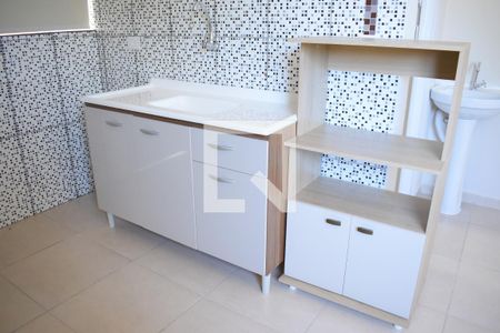 Cozinha de kitnet/studio para alugar com 1 quarto, 16m² em Centro, Curitiba