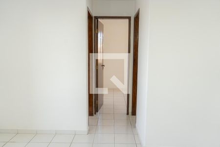 Corredor de apartamento para alugar com 2 quartos, 80m² em Jaguaré, São Paulo