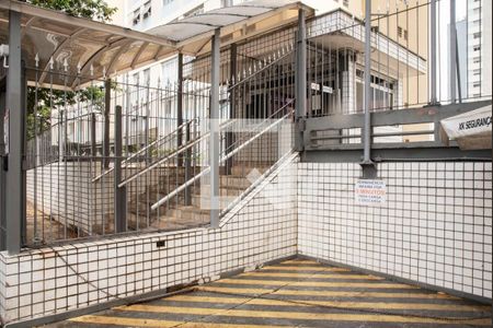 Apartamento para alugar com 70m², 2 quartos e sem vagaFrente