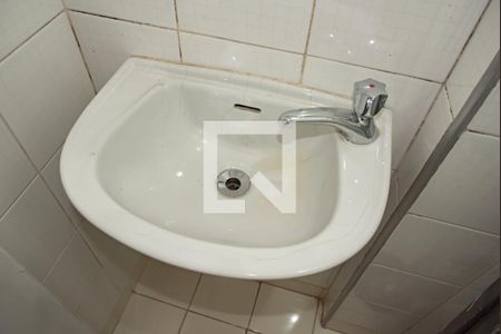 Apartamento para alugar com 70m², 2 quartos e sem vagaBanheiro de Serviço