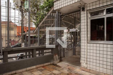 Apartamento para alugar com 70m², 2 quartos e sem vagaEntrada