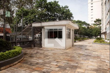 Apartamento para alugar com 70m², 2 quartos e sem vagaEntrada