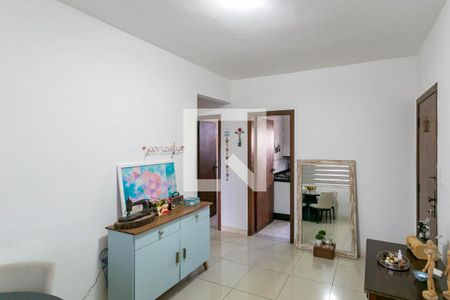 Sala de apartamento para alugar com 2 quartos, 120m² em Fernão Dias, Belo Horizonte