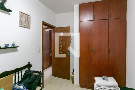 Apartamento para alugar com 120m², 2 quartos e 2 vagas Apartamento para alugar com 120m², 2 quartos e 2 vagasQuarto