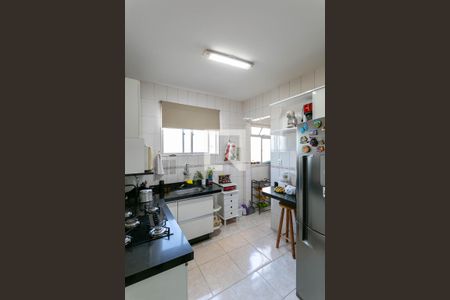 Apartamento para alugar com 120m², 2 quartos e 2 vagas Apartamento para alugar com 120m², 2 quartos e 2 vagasCozinha
