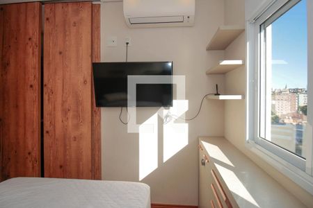 Quarto de kitnet/studio para alugar com 1 quarto, 30m² em Alto de Pinheiros, São Paulo
