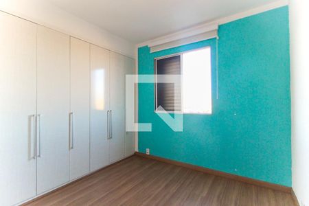 Quarto 1 de apartamento para alugar com 2 quartos, 56m² em Cidade Líder, São Paulo
