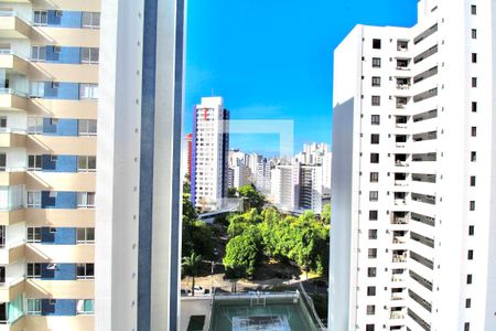 Vista da Varanda de apartamento para alugar com 3 quartos, 87m² em Candeal, Salvador