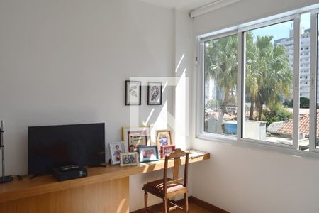 Quarto de apartamento para alugar com 2 quartos, 80m² em Cerqueira César, São Paulo