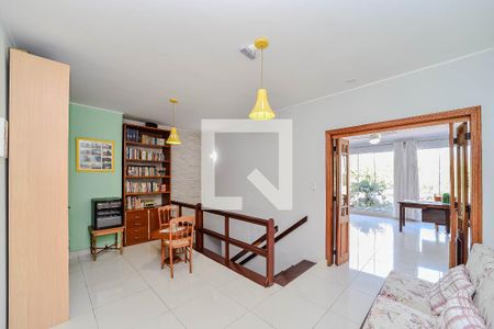 Hall de casa à venda com 4 quartos, 234m² em Santa Maria Goretti, Porto Alegre